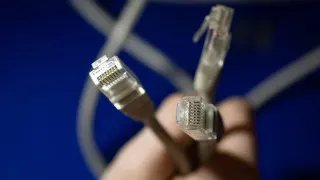 Крупные российские разработчики ПО настаивают на пересмотре подхода к блокировкам и ограничениям VPN, предупреждая о рисках для инфраструктуры Рунета и работы программистов.