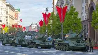 Военные приоритеты вытеснили гражданские задачи из российской экономики, усилив сырьевую зависимость, неравенство и институциональный распад. Даже после окончания боевых действий стране предстоит долгий и болезненный переход: перераспределение занятости из ВПК в гражданские отрасли, восстановление технологических связей и создание условий, при которых накопленный за годы войны потенциал действительно заработает, а большинство населения не воспримет перемены как очередной кризис и обнищание.