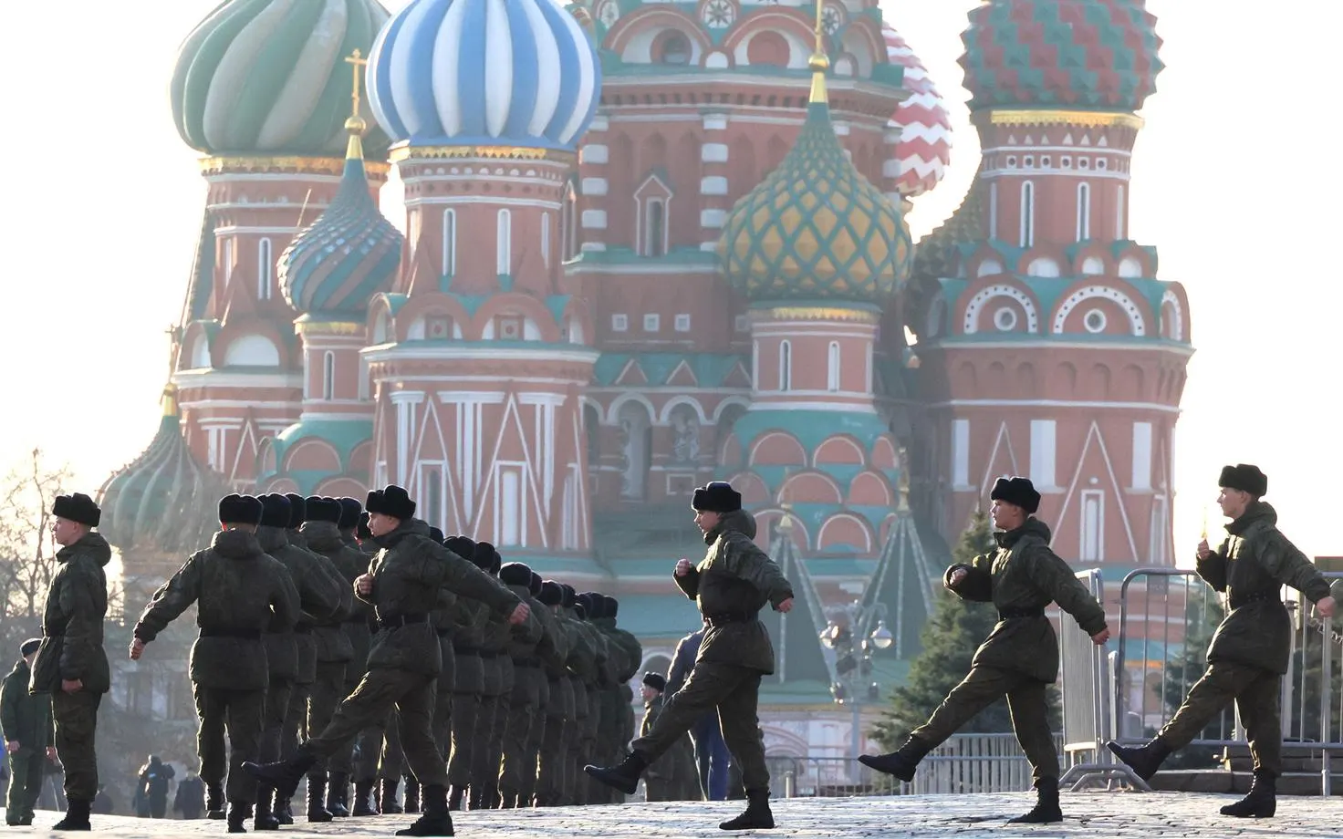 Кремль закроют для&nbsp;посетителей 9&nbsp;мая; парад пройдёт без&nbsp;военной техники