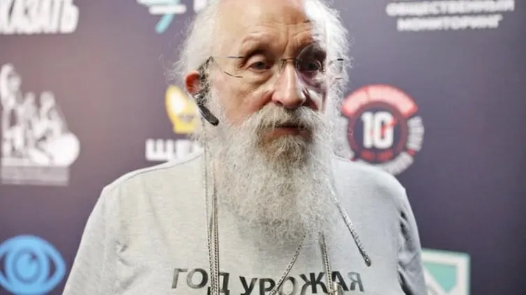 Несколько известных депутатов либо не подали документы на праймериз, либо едва надеются на переизбрание. Эксперты связывают это с резонансными инициативами и стремлением партий обновить списки.