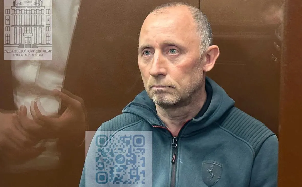 Московский суд признал виновными двух экс-заместителей губернатора Белгородской области в хищениях при строительстве тетраэдров‑фортификаций. Ущерб оценён в 1,7 млрд рублей, ещё семерым фигурантам назначены сроки и крупные штрафы.
