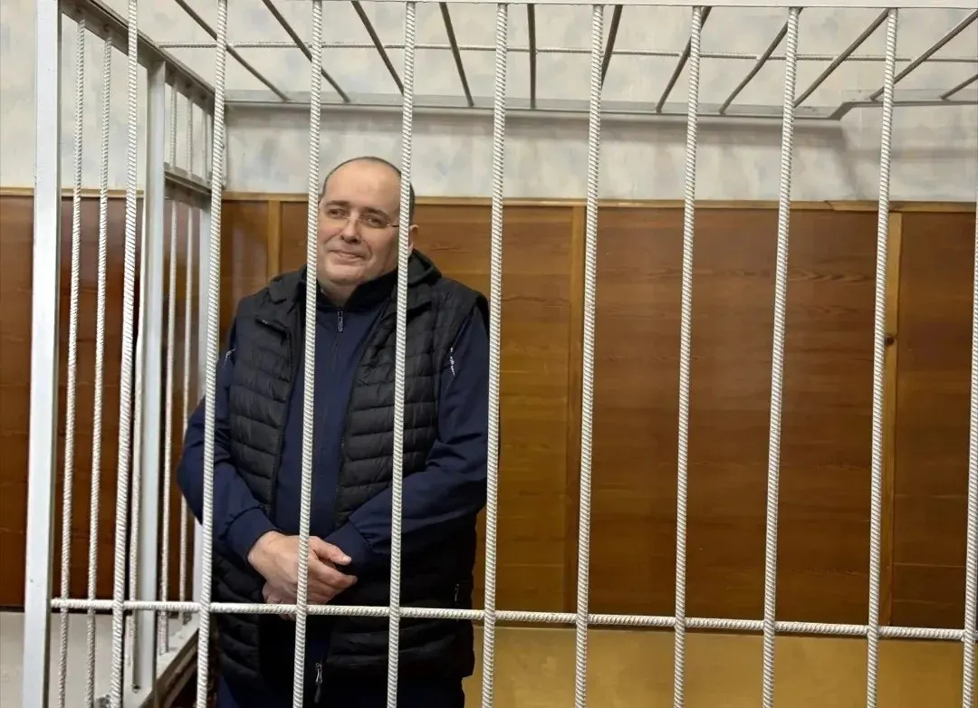 Андрей Кислицын признан виновным во взятке в особо крупном размере. Ему назначены 9 лет колонии строгого режима и штраф, общий срок при учёте предыдущего приговора составляет 14 лет, сумма штрафа близка к 17 млн рублей. Общая сумма взяток, переданных министерству, — 4 млн 410 тысяч рублей; часть из них получил сам подсудимый.