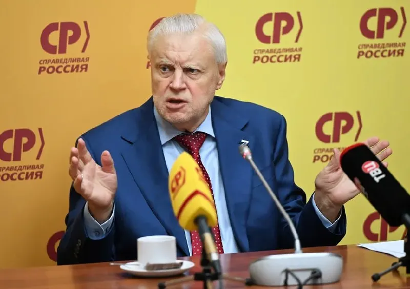 Лидер партии заявил, что почти вернулся к работе, и назвал объективные трудности и влияние СВО причиной слабых показателей.