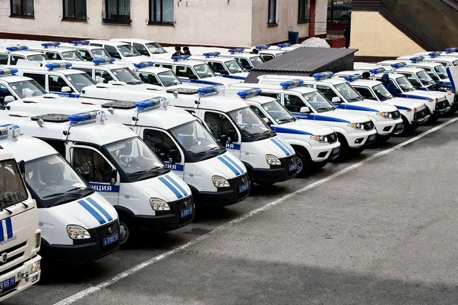 Мещанский суд Москвы арестовал начальника центра хозяйственного и сервисного обеспечения подмосковной полиции по делу о растрате в особо крупном размере, связанном с хищением топлива.