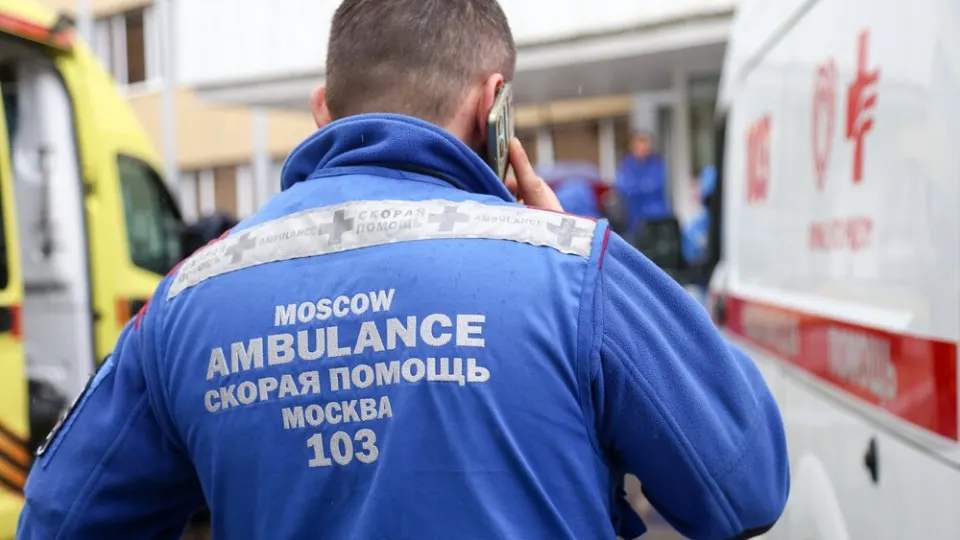 Пять человек в Московской области взяты под наблюдение: анализы взяты, клинических проявлений не выявлено, состояние удовлетворительное. Ситуация находится под контролем.