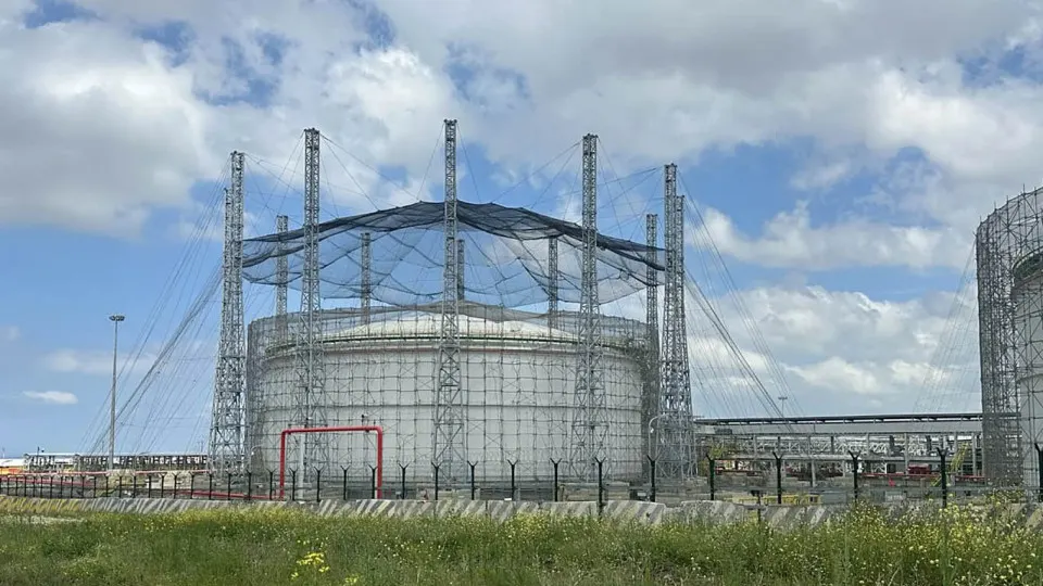 К концу 2026 года крупнейшие российские компании активизировали закупки средств против БПЛА: лидируют энергетика и водоснабжение, общие траты — миллиарды рублей.