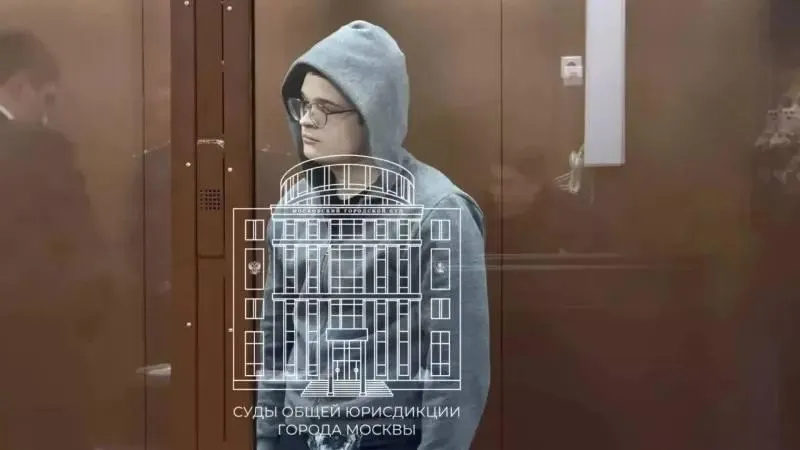 Тверской районный суд Москвы избрал меру пресечения до 8 декабря для Дениса Фридмана, обвиняемого в несанкционированном доступе к охраняемой информации в рамках атаки на IT-систему сети пиццерий.