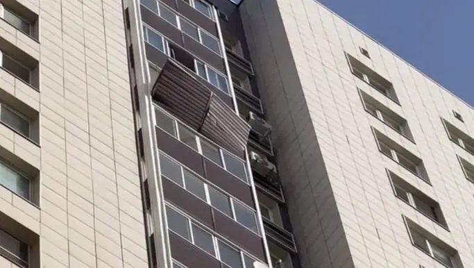 В жилом доме на Белорусской улице произошел взрыв: повредины балконы, частично обрушилась стена, пострадавших нет.