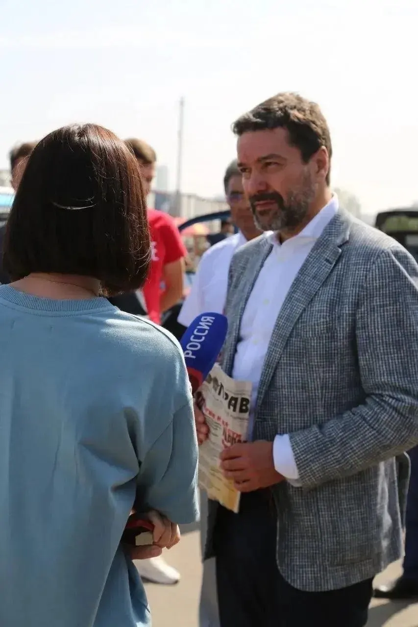 В Учалинском отделении КПРФ вспыхнул скандал после назначения в территориальную избирательную комиссию человека, ранее исключённого из партии. Делегаты грозят массовым выходом из рядов — Москва направила депутата для урегулирования, но местные связывают это с защитой местной номенклатуры.