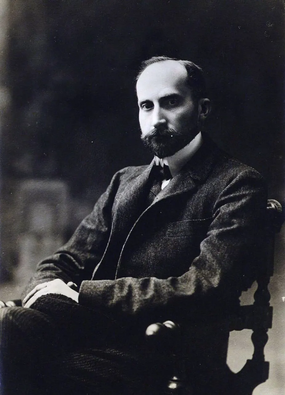 Краткая биография Николая Николаевича Львова (1865–1940): от земской и думской деятельности в Саратовской губернии до эмиграции и участия в белого движении. Его политические позиции и путь в эмиграции.