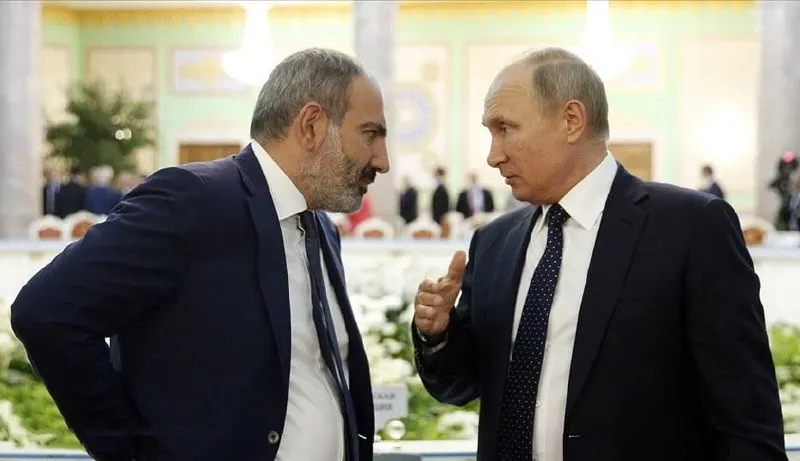Премьер-министр Армении Никол Пашинян сообщил, что не сможет присутствовать на параде Победы в Москве 9 мая — официальная причина связана с парламентскими выборами в Армении. Премьер Словакии Роберт Фицо также отказался участвовать в торжествах.