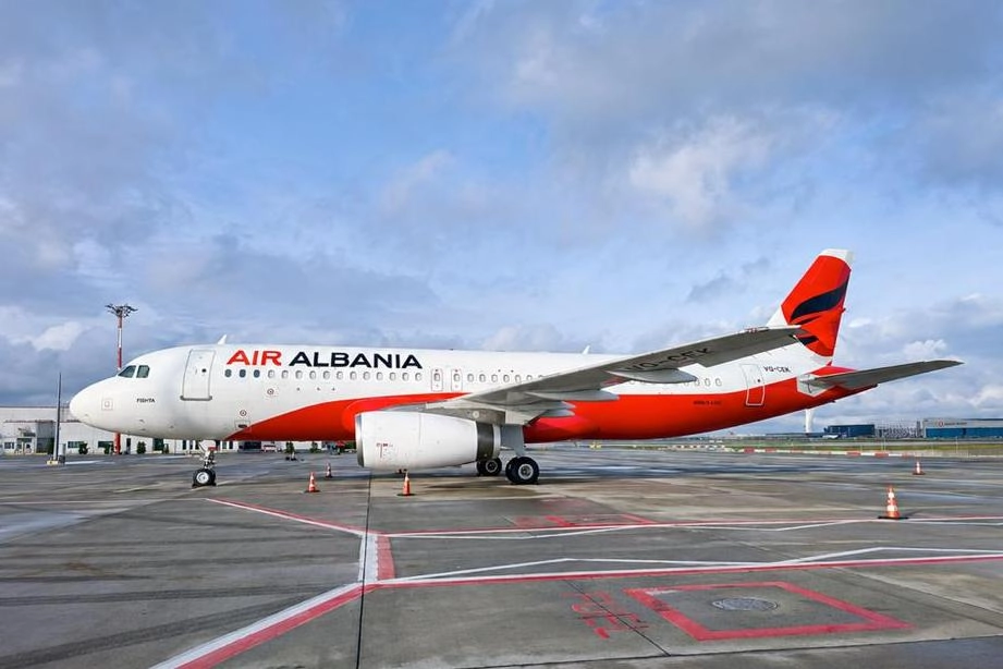 В московский аэропорт Внуково 15 мая прибыл Airbus A320 с российской регистрацией RA‑73899. Самолёт ранее эксплуатировался за рубежом и прошёл через цепочку передач и переоформлений, что указывает на схемы обхода санкций.
