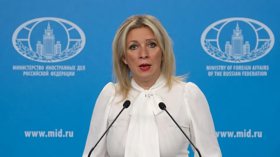 Официальный представитель МИД РФ предупредила о незамедлительном и адекватном ответе на любые действия против российских граждан в Приднестровье. На фоне указа о выдаче паспортов и новых законов о защите россиян за рубежом напряжение вокруг региона возросло.