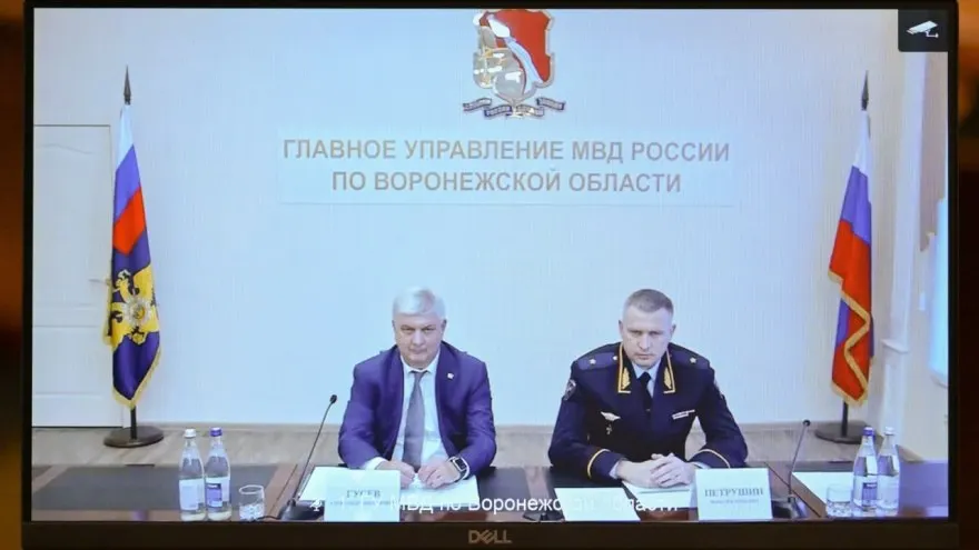 8 июня МВД представило личному составу нового начальника ГУ МВД по Воронежской области — генерал-майора Максима Петрушина, ранее руководившего УМВД Ульяновской области. Его перевод в Воронеж рассматривают как повышение.