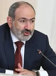 Глава правительства Армении заявил о мерах поддержки производителей, пострадавших от временных ограничений на ввоз продукции в Россию. Планируются выплаты для компенсации убытков, помощь в повышении качества и поиск альтернативных рынков.