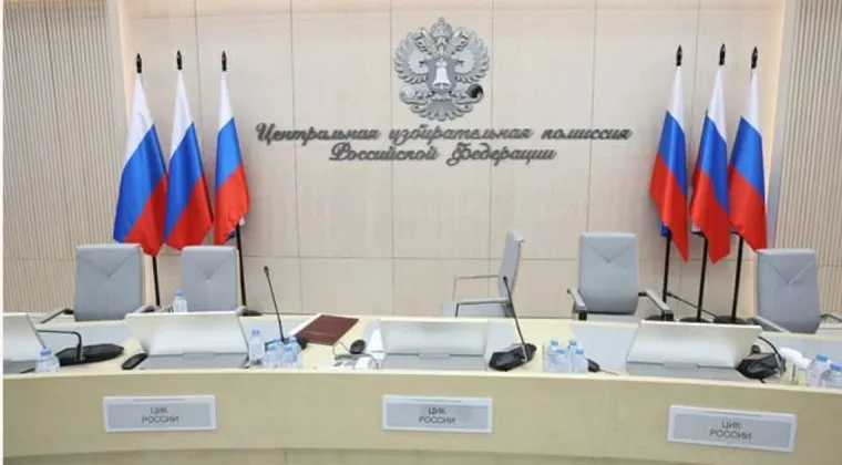 Инженер Виктор Толстогузов утверждает, что в ходе ДЭГ 10 сентября 2023 года были изменены отчёты о голосовании по 494 протоколам. ЦИК настаивает на верификации участников; дело будет рассмотрено Верховным судом 4 июня.