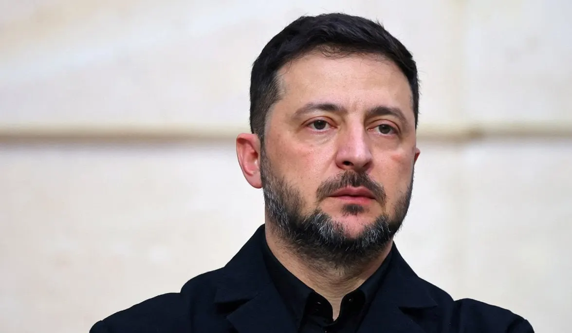 Президент Украины назвал заявление российского лидера на ПМЭФ «слабым ответом», заявил, что мир разочарован, и подтвердил предложение о временном прекращении огня и переговорах на нейтральной площадке.