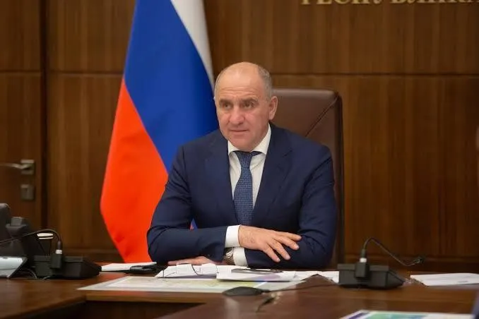 Расследование показало, что у близких главы республики есть дорогостоящие квартиры и виллы в Дубае, Москве, Казани и курортных районах — совокупная стоимость оценивается в миллиарды рублей.