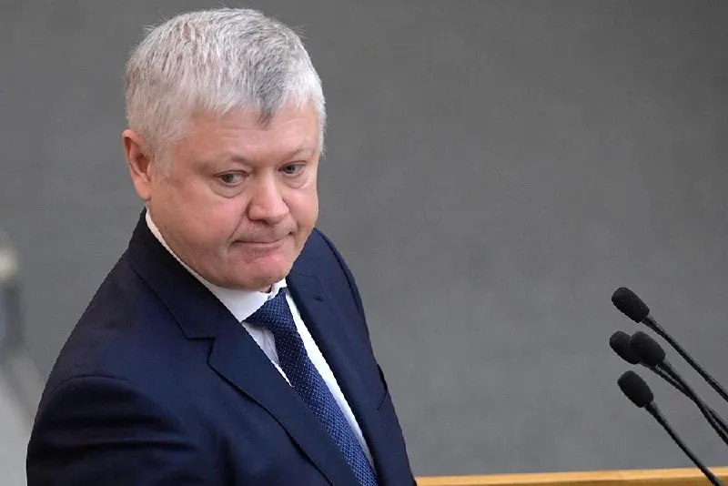 Председатель комитета по безопасности заявил, что из России выдворены свыше 360 организаций, более 60 — по материалам комиссии; также принято 46 законов о «защите суверенитета», направленных на предотвращение влияния на образование, здравоохранение и электоральные процессы.
