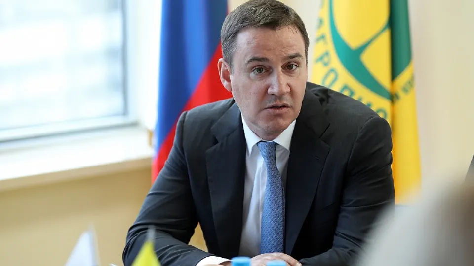 Заместитель председателя правительства Дмитрий Патрушев усилил влияние над РЭО, в наблюдательный совет войдёт близкий к нему чиновник, а бывшее руководство компании оказалось под уголовным преследованием.