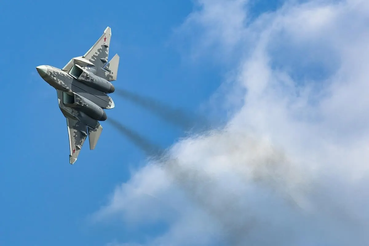 Крушение Су‑57 в Подмосковье и удар по танкеру в Каспийском море ставят под сомнение безопасность российских стратегических объектов и усиливают аргументы в пользу расширенной поддержки Киева.