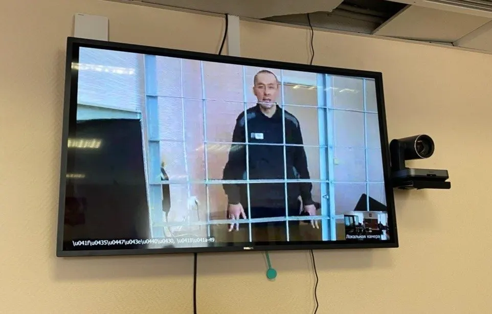 Пресненский суд Москвы 13 июля не рассмотрел административный иск Дмитрия Захарченко к Минобороны. Бывший полицейский несколько лет пытается заключить контракт и отправиться в зону СВО.