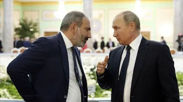 Премьер Армении обсудил с президентом России ограничения на импорт армянских товаров, назвал их несоответствующими правовой базе ЕАЭС и призвал принять меры; также поднят вопрос о референдуме по отношению к ЕС и ЕАЭС. Торговля между странами сократилась на 21,5%.