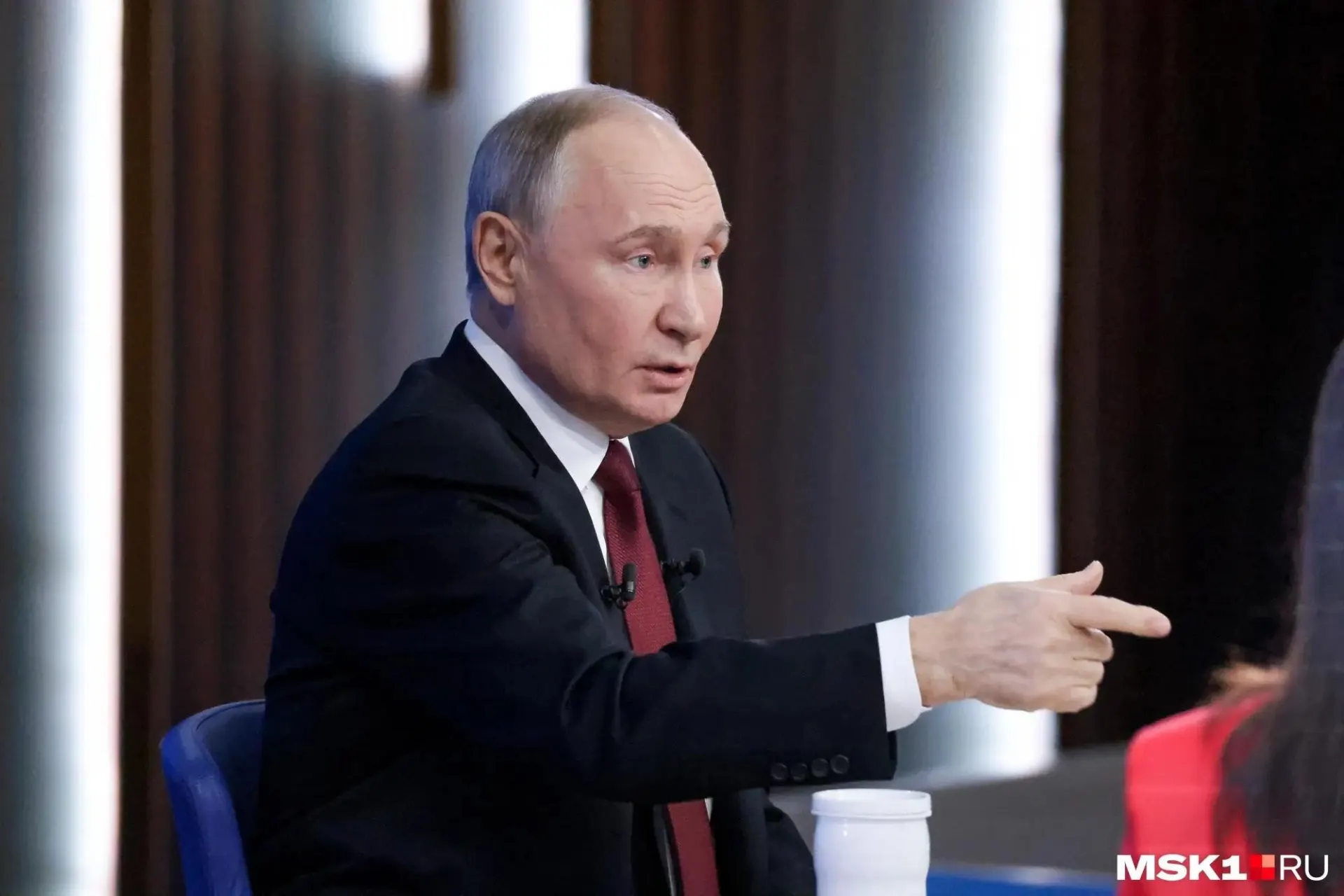 Президент рассказал о ходе операций в зоне СВО и о мерах по обеспечению топливом, заявив о возможном усилении ударов.