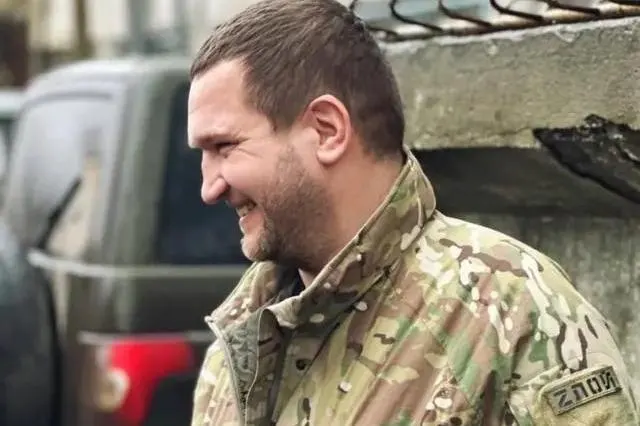 Игорь Пузик, которого обвиняли в отправке двух операторов БПЛА на смертельный штурм после их критики командования, назначен командиром 114-й отдельной мотострелковой бригады. Назначение последовало почти через год после поручения министра обороны провести проверку.