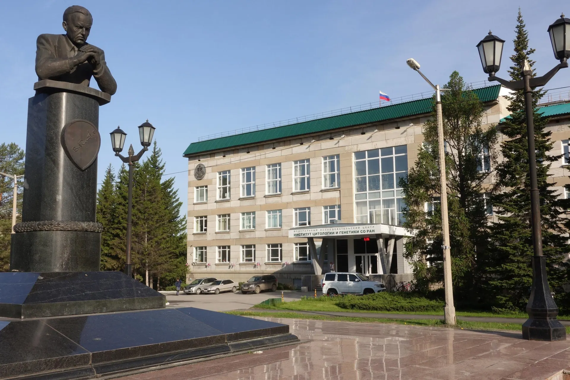 Закон о передаче генетических данных, вступающий в силу 1 сентября 2026 года, вводит строгие ограничения и согласования на экспорт и публикацию генетической информации — учёные предупреждают о рисках для исследований, публикаций и международного сотрудничества.