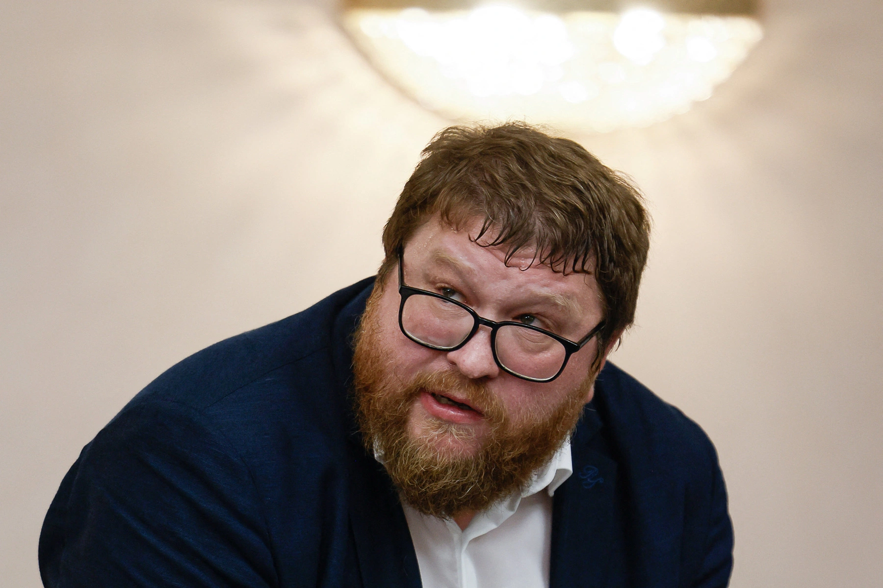 Расследование освещает участие юриста в попытках снять кандидатов с выборов и связь с проектом голосования Навального.