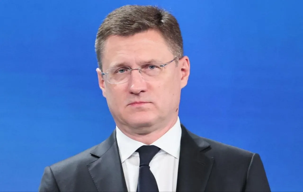 Вице-премьер поручил Минэнерго и ФАС усилить мониторинг цен на топливо на независимых станциях.