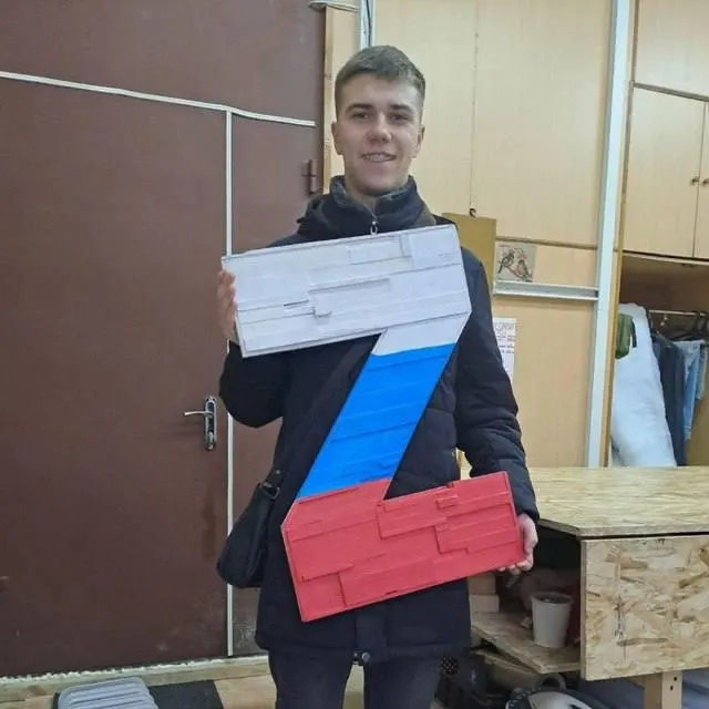 Активиста организации 'Другая Россия' Егора Груздева задержали в Москве. Сейчас он находится в ОВД «Китай-город», к нему прибыл адвокат; повод задержания пока не установлен.
