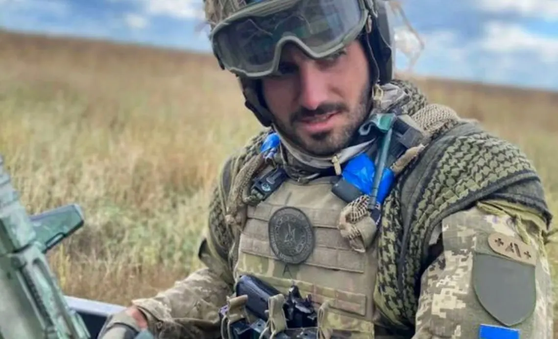 Американца Конора Кеннеди арестовали заочно по обвинению в наемничестве; дело рассматривалось в Москве, апелляцию отклоняли, решение осталось в силе, он объявлен в международный розыск.