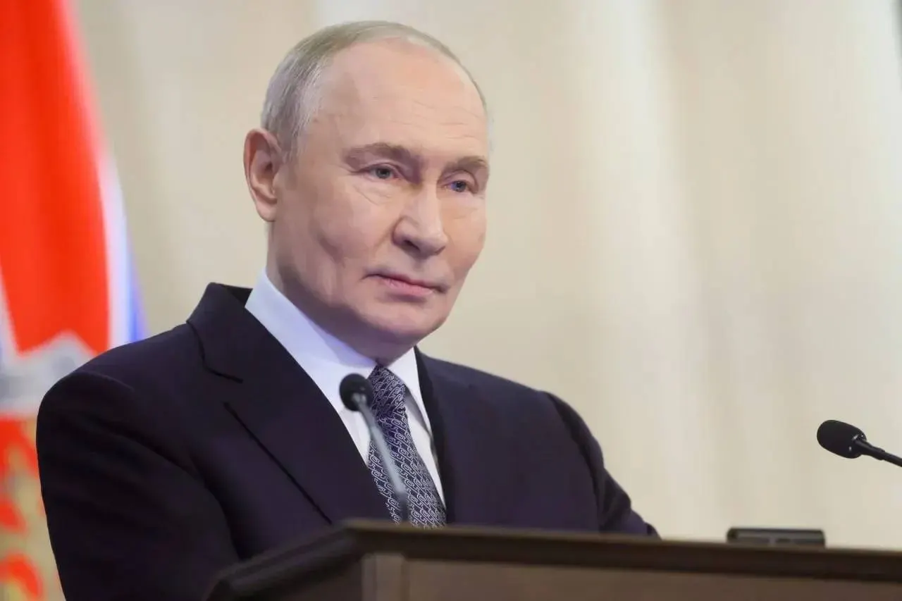Президент отметил мужество и решительность военнослужащих ВДВ, подчеркнув их вклад в обороноспособность и безопасность страны.