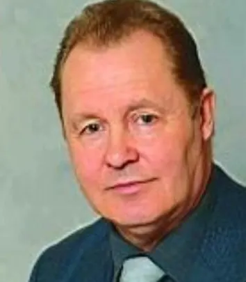 83-летний Игорь Лаптев, ранее возглавлявший совет директоров группы Информтехника, погиб в своей квартире в Красносельском районе Москвы; официального подтверждения информации пока нет.