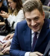 Депутат КПК сообщил Минпромторгу о дешевизне автомобилей «АвтоВАЗа» за пределами России и потребовал принять меры по снижению цен внутри страны.