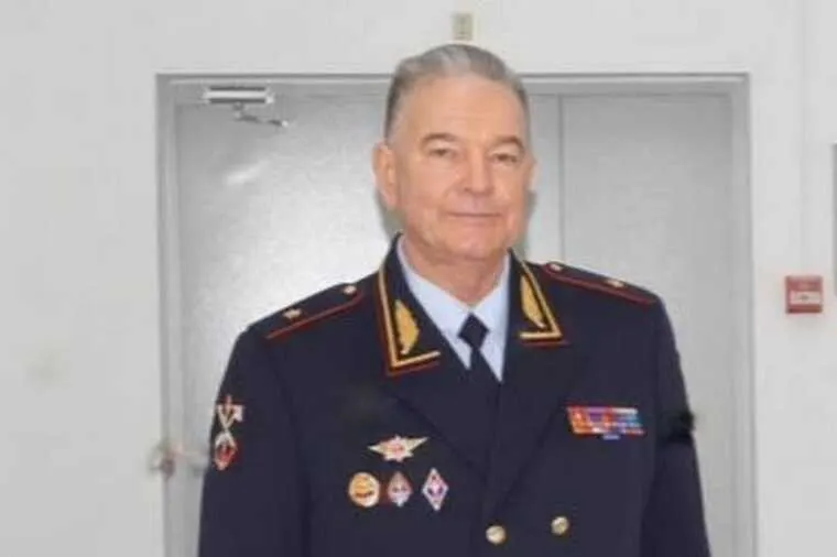 Арест связан с уголовным делом о краже топлива, затронувшем полицейское обеспечение; ущерб оценивается в примерно 600 млн рублей.