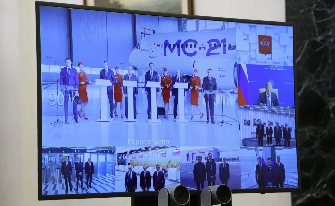 Авиакомпания планирует использовать отечественные самолёты МС-21–310 на маршрутах в Омск, Новосибирск и Красноярск.