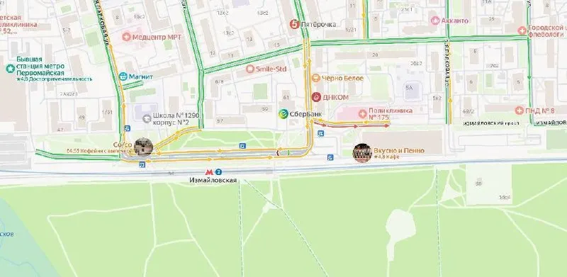 В Москве на Заводском проезде зафиксировано дорожно-транспортное происшествие: автомобиль вышел на пешеходную зону и столкнулся с пешеходом.