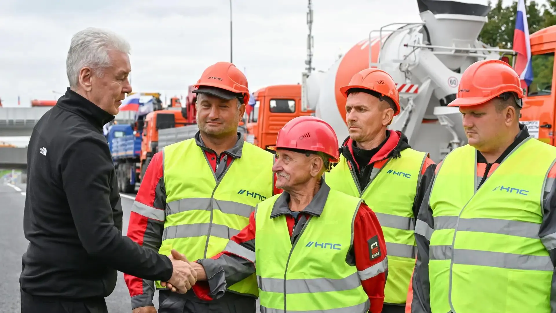 Новый участок МСД сокращает время в пути и снижает нагрузку на дороги; реконструкция вдоль Каспийской до улицы Медиков планируется завершиться через несколько месяцев.