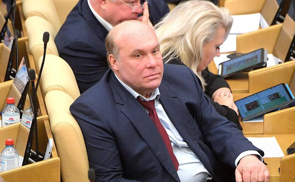 Депутаты опровергли слухи о возможной мобилизации и призвали граждан сохранять спокойствие.