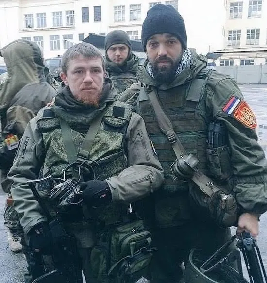 Подозреваемый задержан по делу о двойном убийстве; мотивы преступления уточняются, рассматриваются финансовые разногласия.