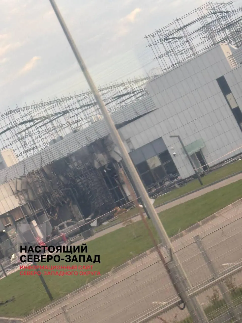 Атаки на дата-центры затрагивают банковскую и онлайн-инфраструктуру; сообщения о сбоях в платежах, логистике и госуслугах поступают из нескольких регионов, что может коснуться миллионов россиян.