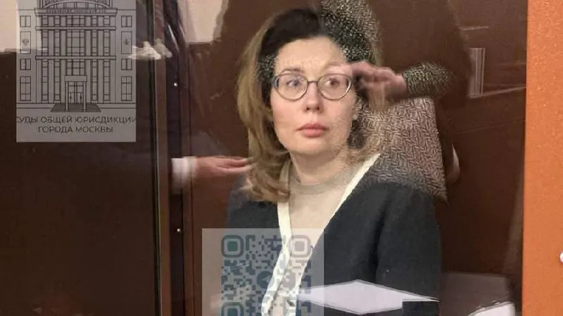 После вынесения приговора жене бывшего мэра Сочи трое несовершеннолетних оказались без родителей. Старший сын подал апелляцию в Мосгорсуд с просьбой применить статью 82 УК РФ и отсрочку наказания для матери.