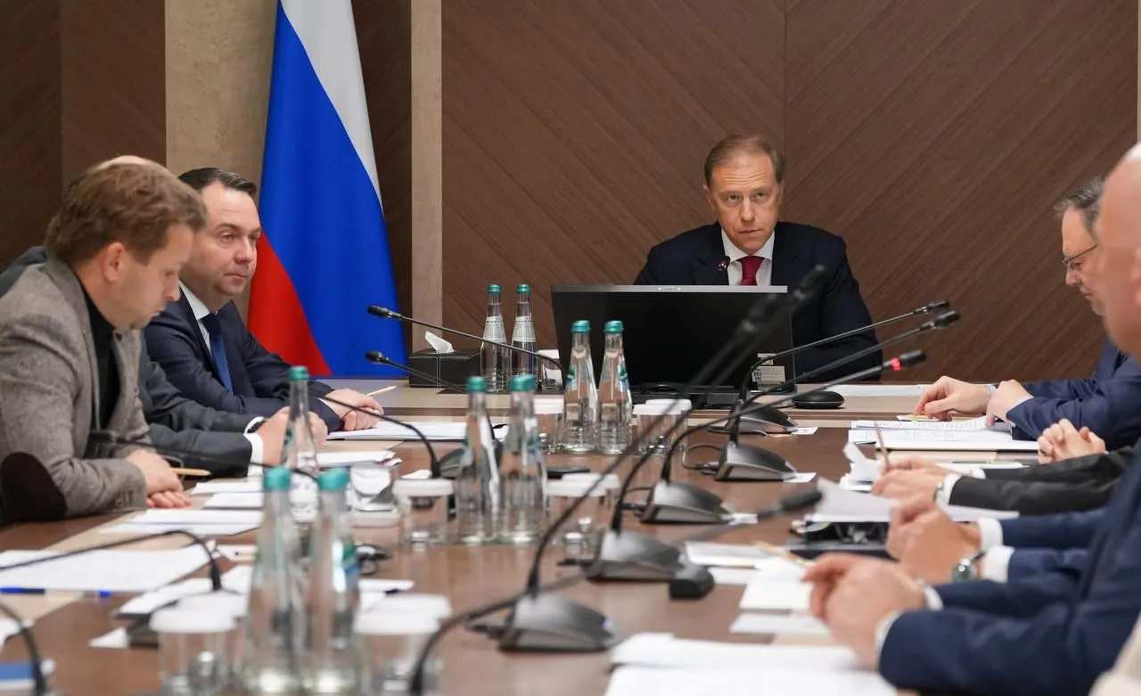 На очном заседании обсудили планы по развитию академической инфраструктуры и перспективы сотрудничества с космической отраслью.