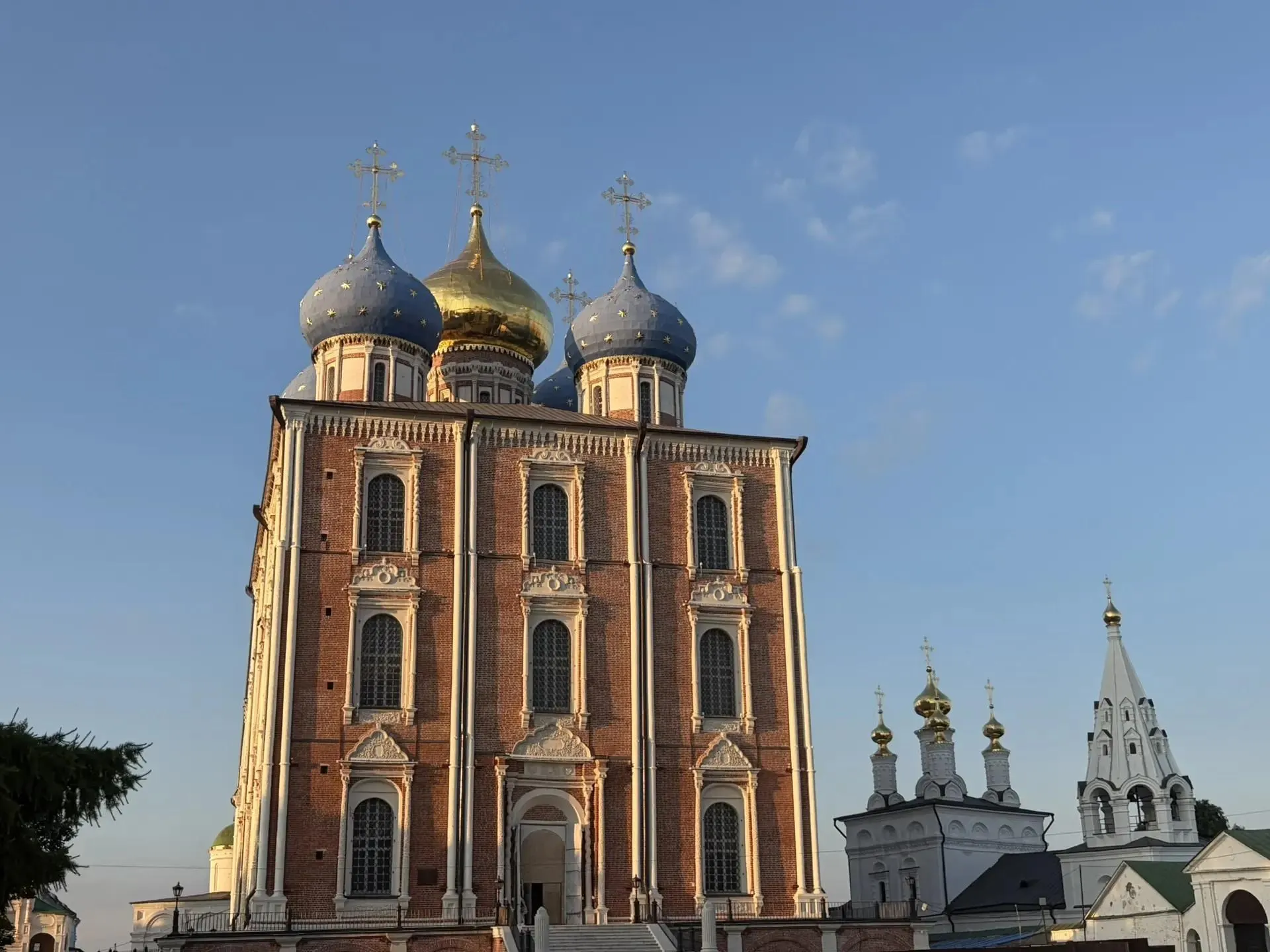 Москвичка, переехавшая из Москвы в Рязань в 2022 году, делится искренними впечатлениями о жизни в регионе и сравнивает столицу с новым домом.
